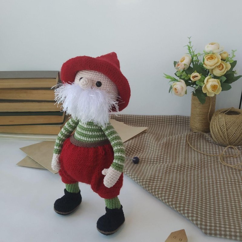 Stuffed toy forest gnome. Gnome gift for housewarming or Christmas gift - 玩具/玩偶 - 棉．麻 多色