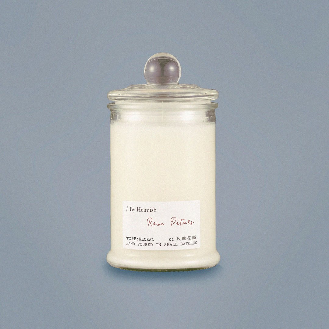 【DAYS】玫瑰花瓣 草本花香 大豆精油蜡烛 120g - 香薰/精油/线香 - 蜡 白色