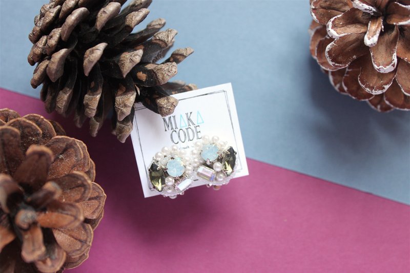 手工串珠14mm透明玻璃球珍珠耳环/耳夹 - 耳环/耳夹 - 玻璃 白色