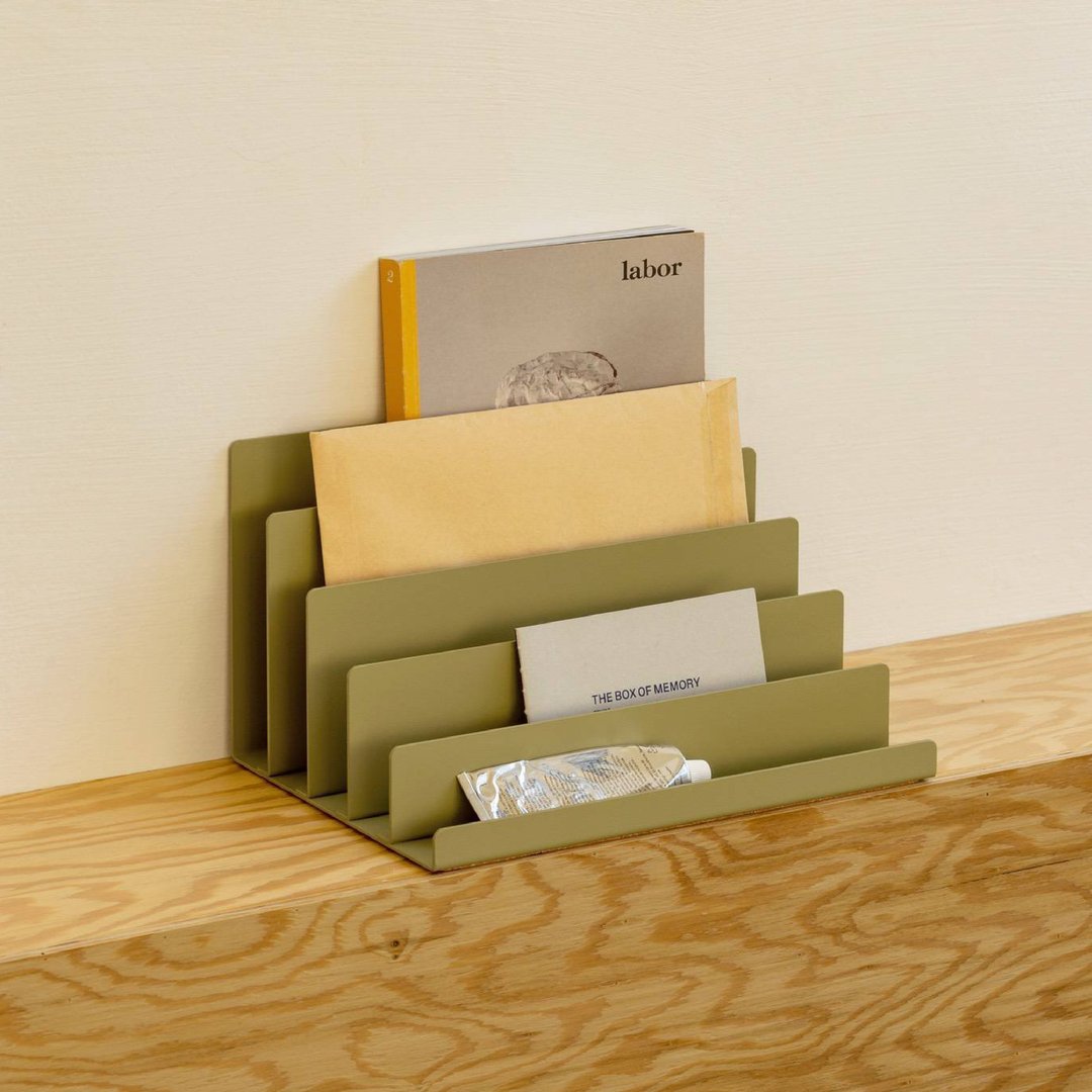ISO Organizer M | 金属桌上型收纳架 | 橄榄 - 收纳用品 - 其他金属 绿色