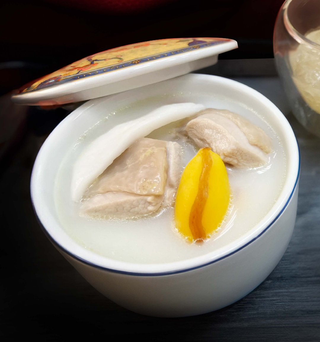 IUSE 珍馔雅宴 · 燕窝养生料理学 - 美食 - 其他材质 