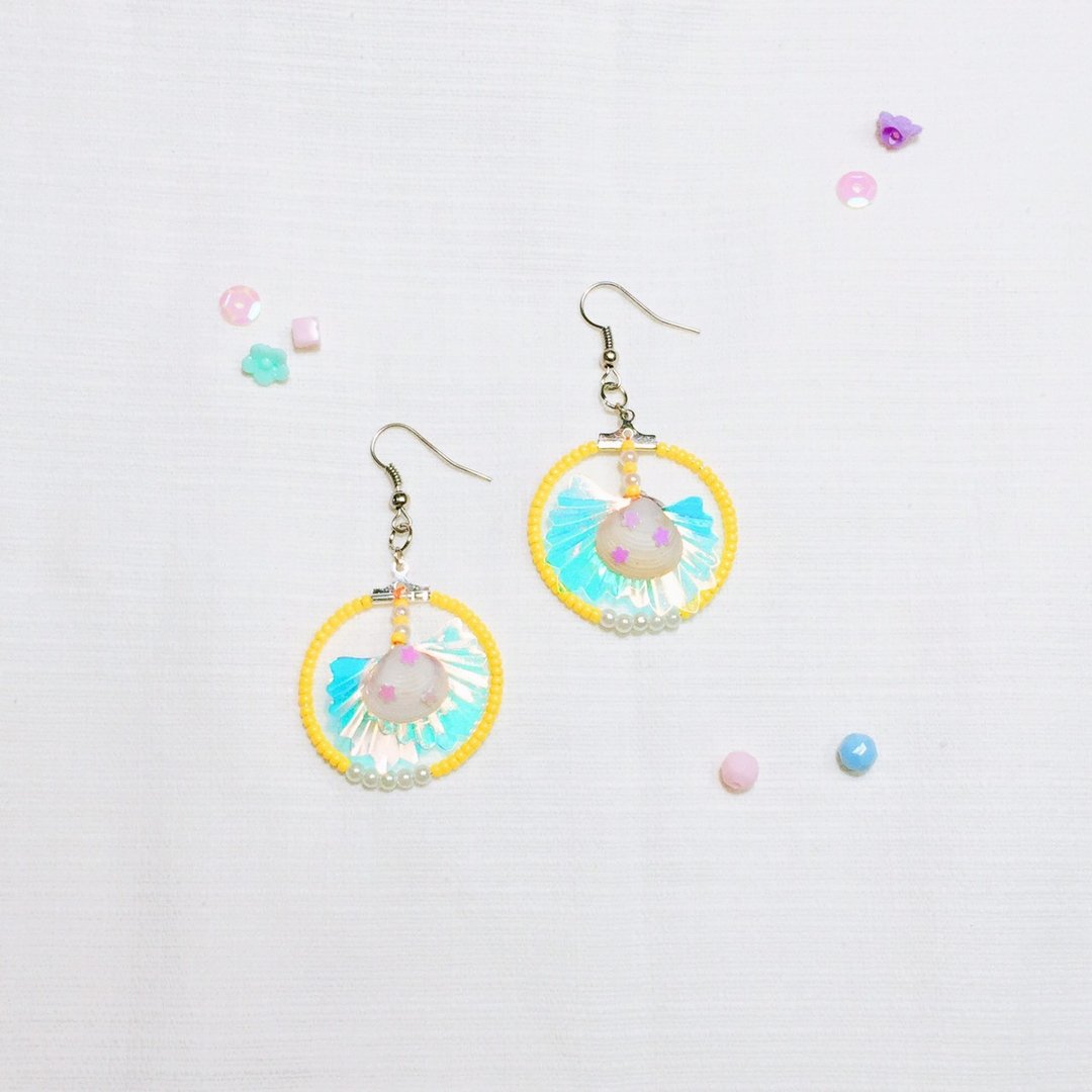 little yellow shell earings - 耳环/耳夹 - 其他材质 黄色