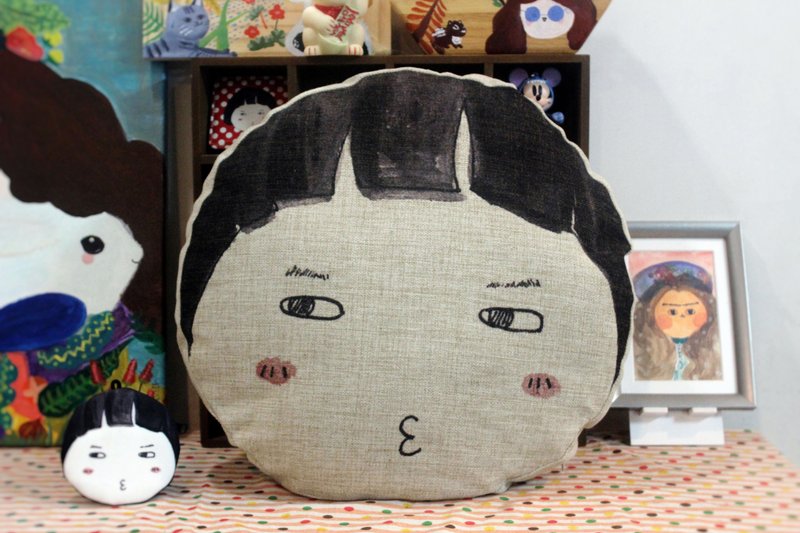 包子小姐表情抱枕 - 枕头/抱枕 - 棉．麻 多色