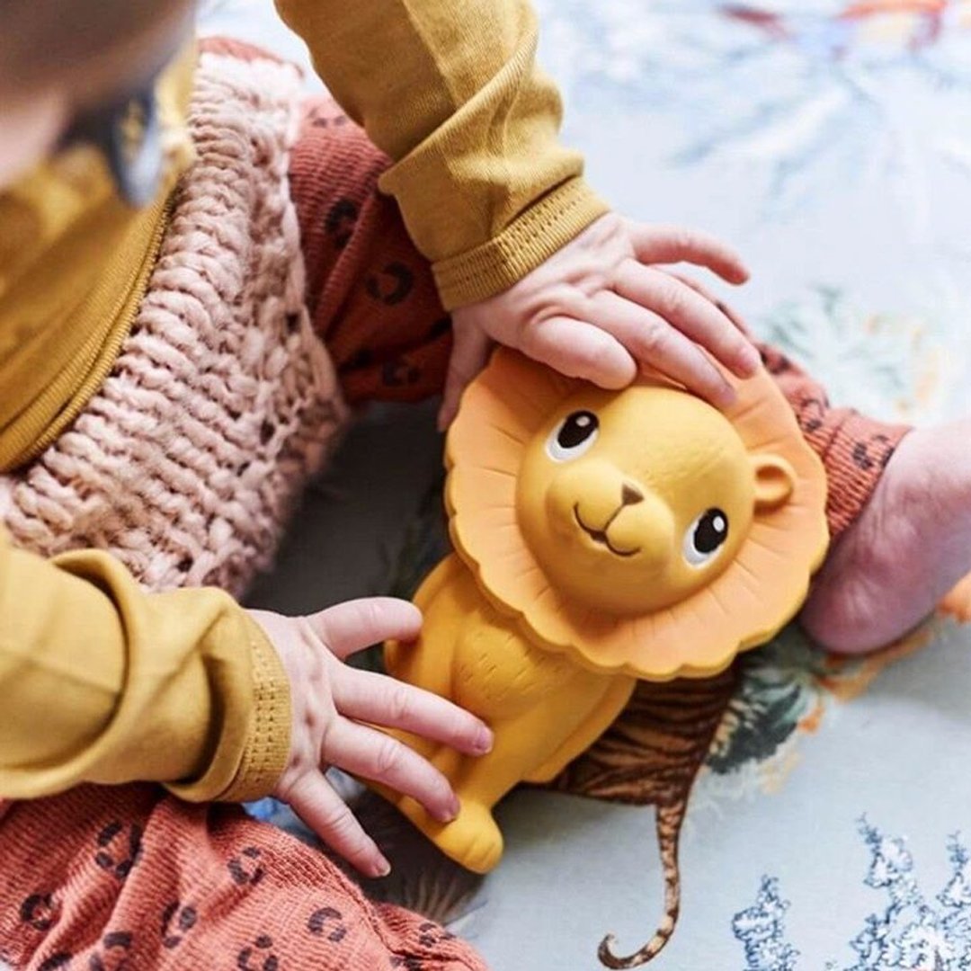 荷兰Petit Monkey 天然橡胶玩具-小狮子李奥 - 玩具/玩偶 - 橡胶 
