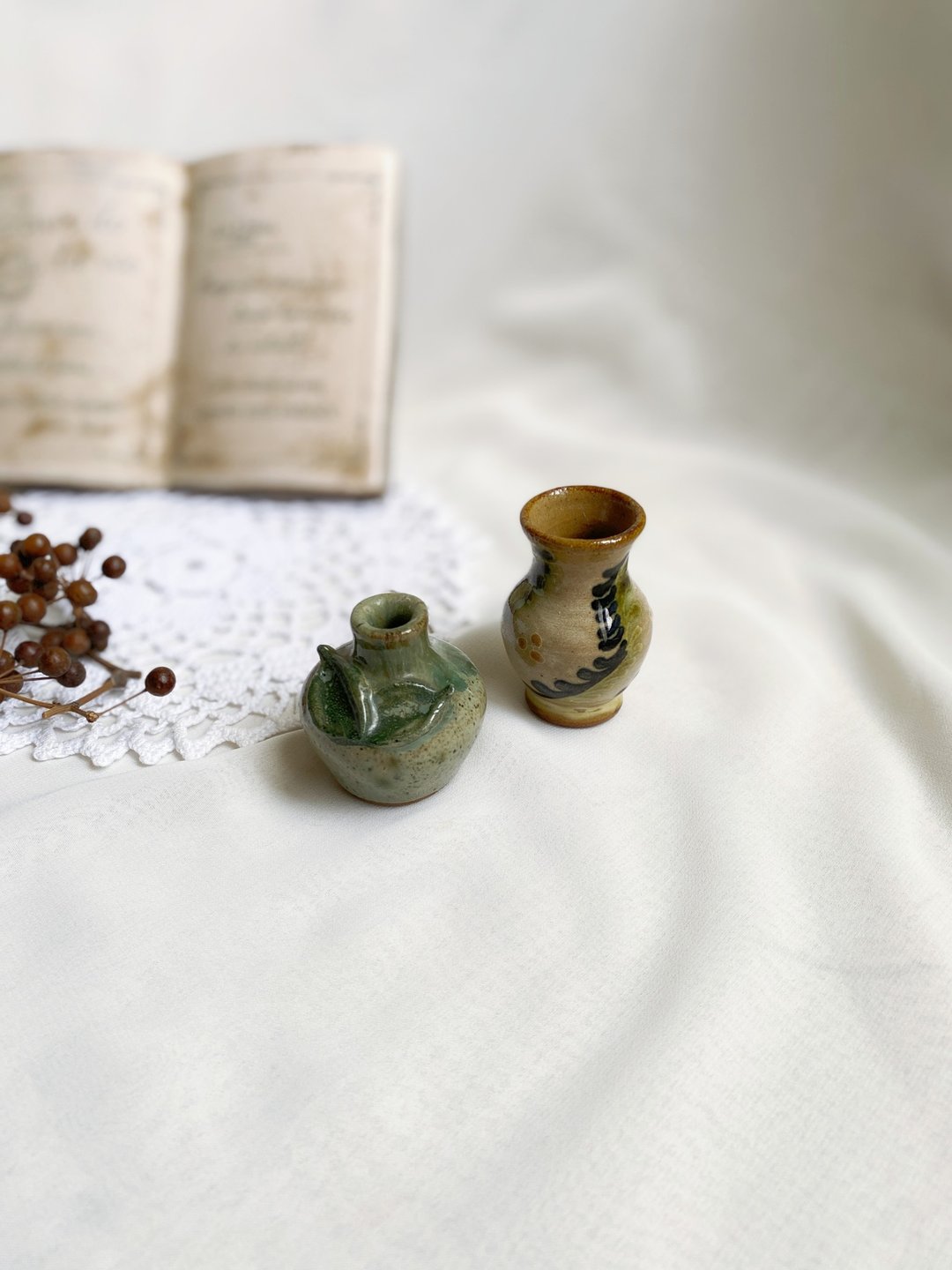 【好日恋物】德国带回vintage早期手绘陶瓷叶子小花器迷你小花瓶 - 摆饰 - 陶 多色