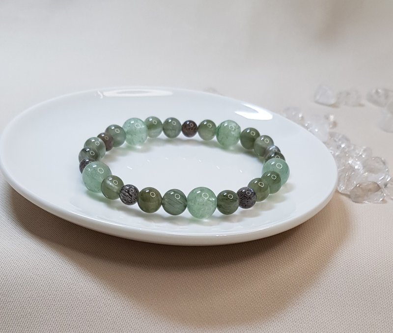 【开运礼物】绿发晶 绿草莓晶 黑骨干/黑太阳 天然石手链 - 手链/手环 - 宝石 绿色