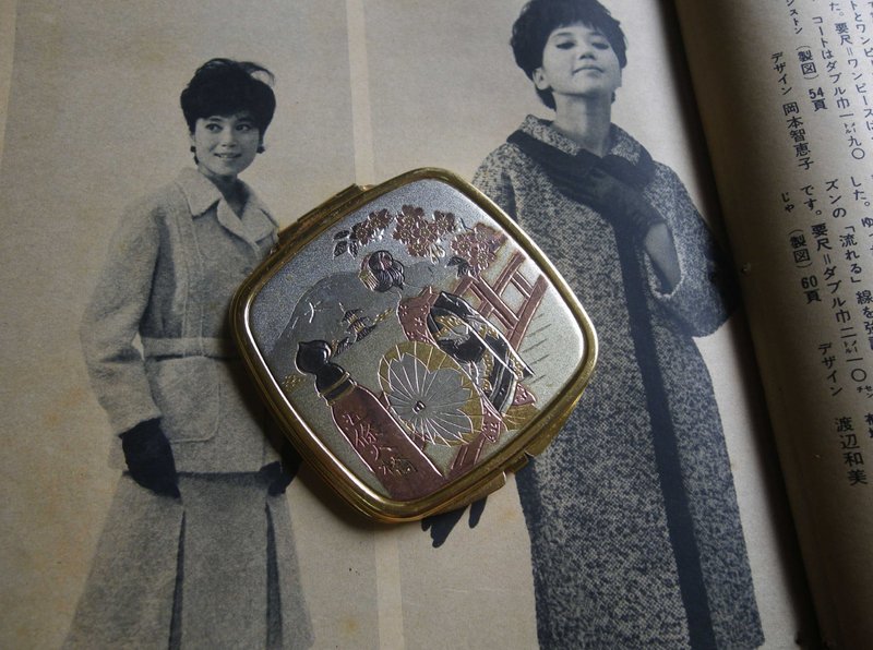 【老时光 OLD-TIME】早期日本铜镜盒 - 摆饰 - 其他材质 