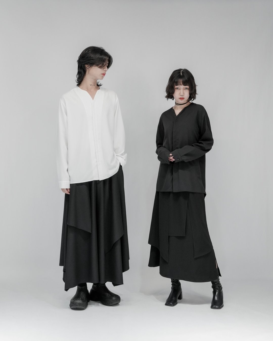 MUKK DESIGN V领隐藏扣长袖衬衫-白 - 男装衬衫 - 聚酯纤维 白色