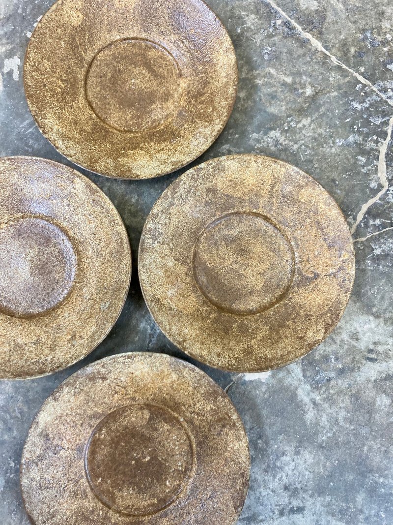 18厘米平板 - 盘子/餐盘/盘架 - 陶 咖啡色