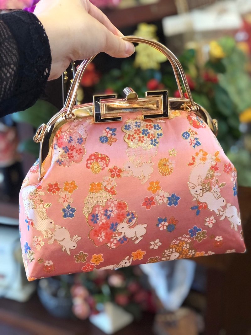 2023新款兔兔迎春纳福版玫瑰干粉方锁口金包 - 侧背包/斜挎包 - 丝．绢 多色