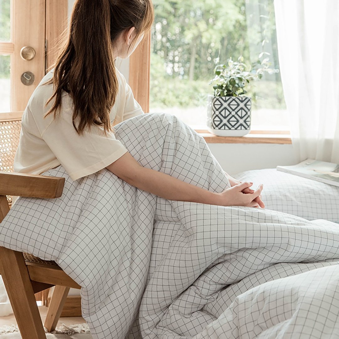 【CHICHI HOME】格子白 水洗棉 标准双人四件组床包(台湾尺寸) - 寝具 - 棉．麻 白色
