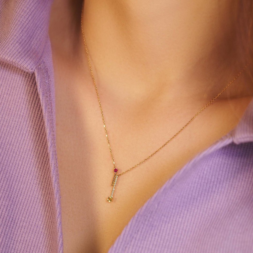 Ruby Pin Necklace | 红宝石钻石颈链 | 18K 黄金 - 项链 - 贵金属 金色