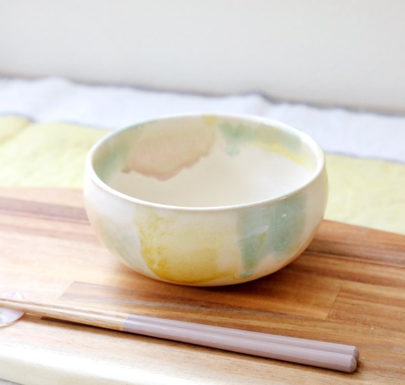 圆碗，灰白色雾面釉，春三色 - 碗 - 陶 黄色