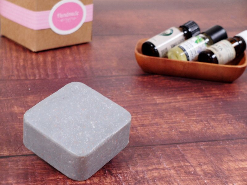 春柠备长炭紫草苦茶洗发皂 油性 头皮屑 手工皂 不黏 全身皂 - 身体护肤/按摩油 - 植物．花 