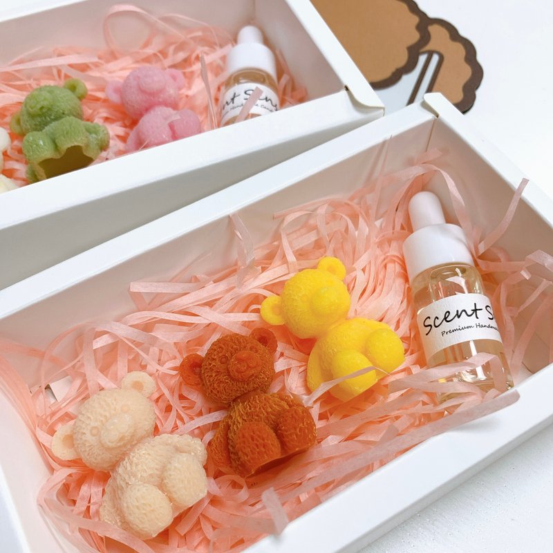 三只小熊与香薰精油礼盒 - 蜡烛/烛台 - 蜡 