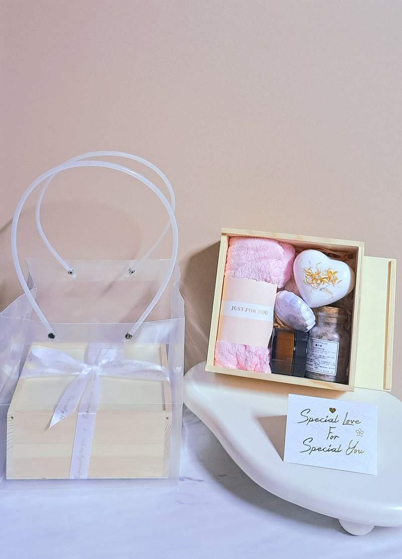 综合香氛沐浴礼盒 - 蜡烛/烛台 - 木头 