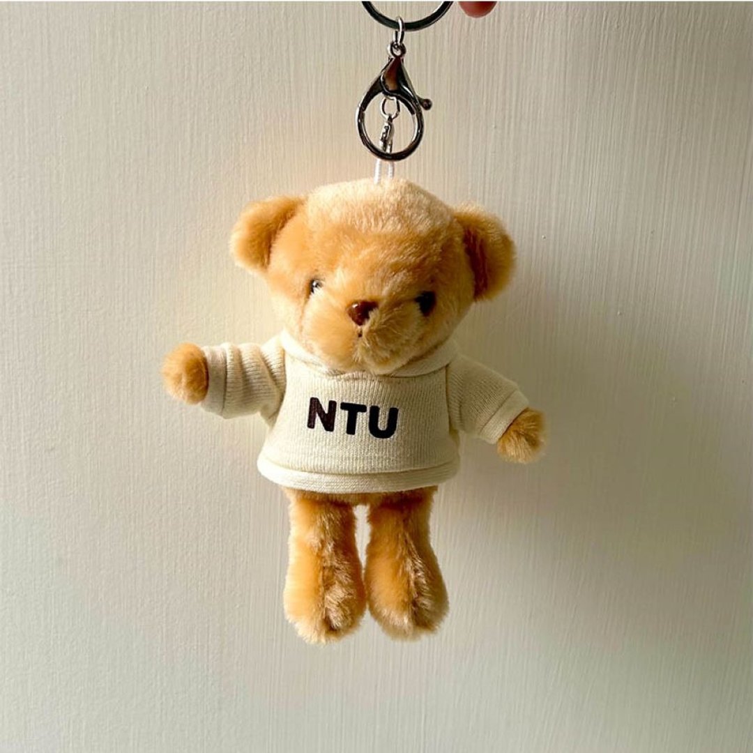 【台湾大学/台大】NTU帽T小熊挂饰钥匙圈_奶油米 - 钥匙链/钥匙包 - 其他人造纤维 白色