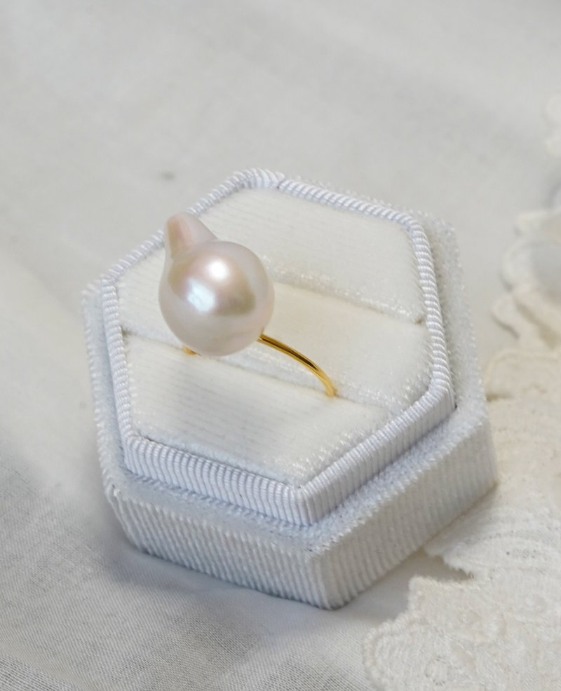 SV Baroque pearl ring  巴洛克珍珠戒指 - 戒指 - 其他金属 金色