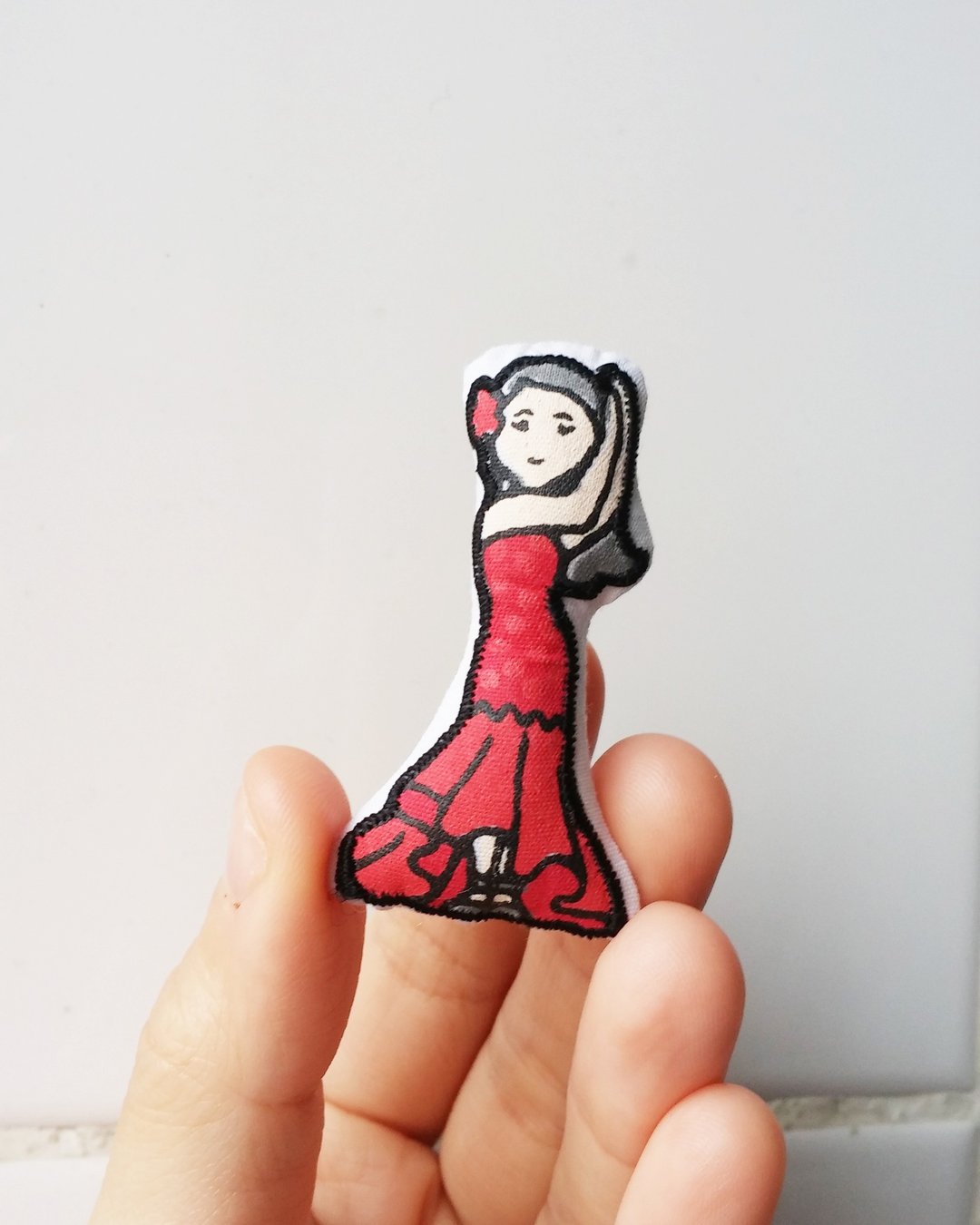 [LineWorkLab]世界各地的人胸针 - 西班牙卡门 People Around the World Brooch - Spanish - 胸针 - 其他材质 红色