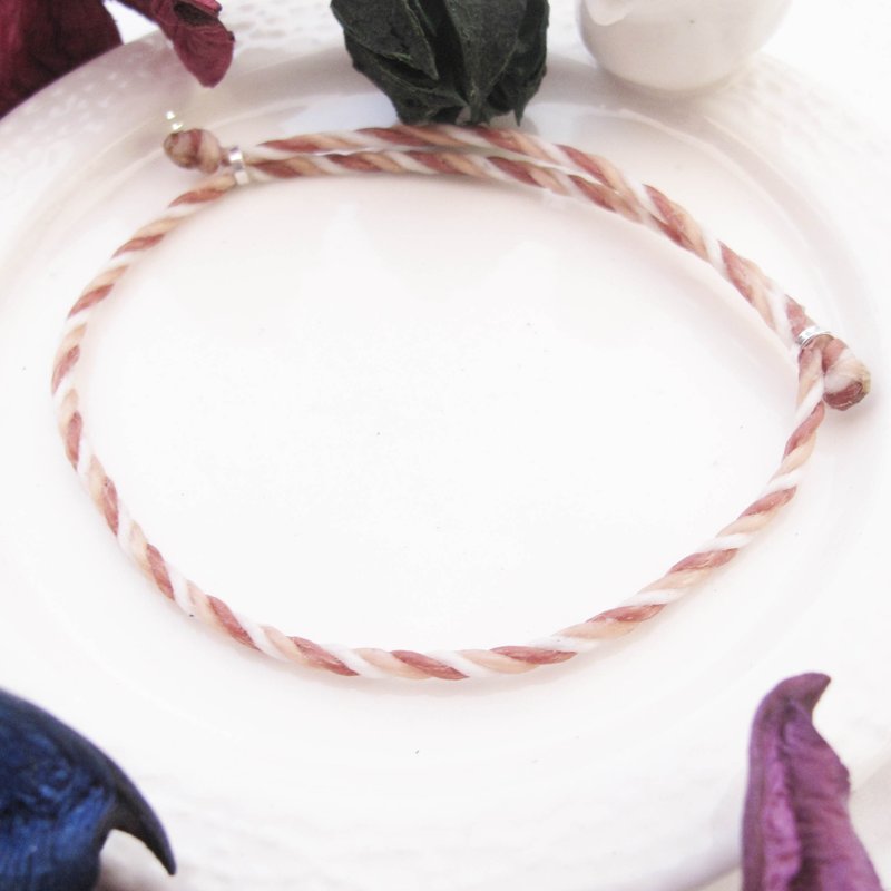 大员囡仔【手工制作】焦糖 × 蜡绳 手链  咖啡色系 蜡线 brown - 手链/手环 - 聚酯纤维 咖啡色