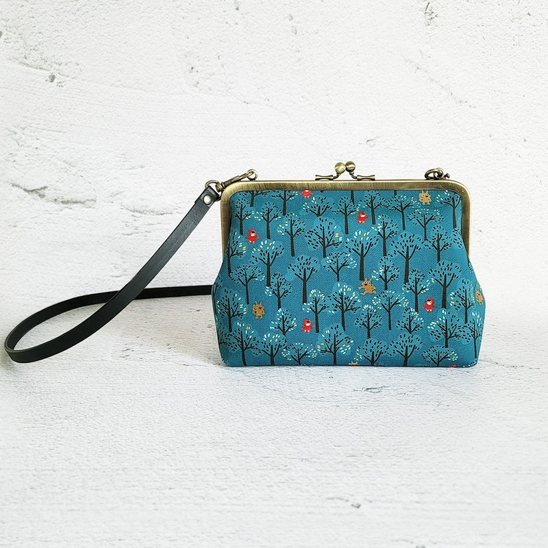 防泼水 口金包/仕女包/小方包 防泼水布包 - 森林里捉迷藏 水鸭蓝 - 侧背包/斜挎包 - 防水材质 蓝色