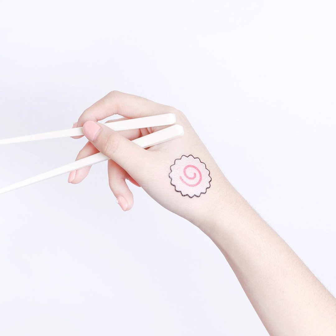 刺青纹身贴纸 / 漩涡鱼板 Surprise Tattoos - 纹身贴 - 纸 粉红色