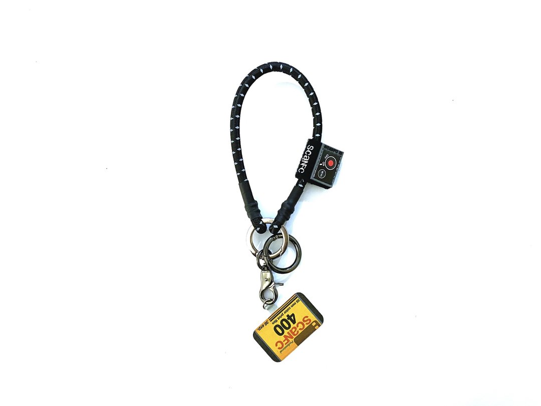 SCANFC -专利产品- NFC弹力3M反光手腕绳连电话片(菲林魔术贴) - 挂绳/吊绳 - 其他材质 