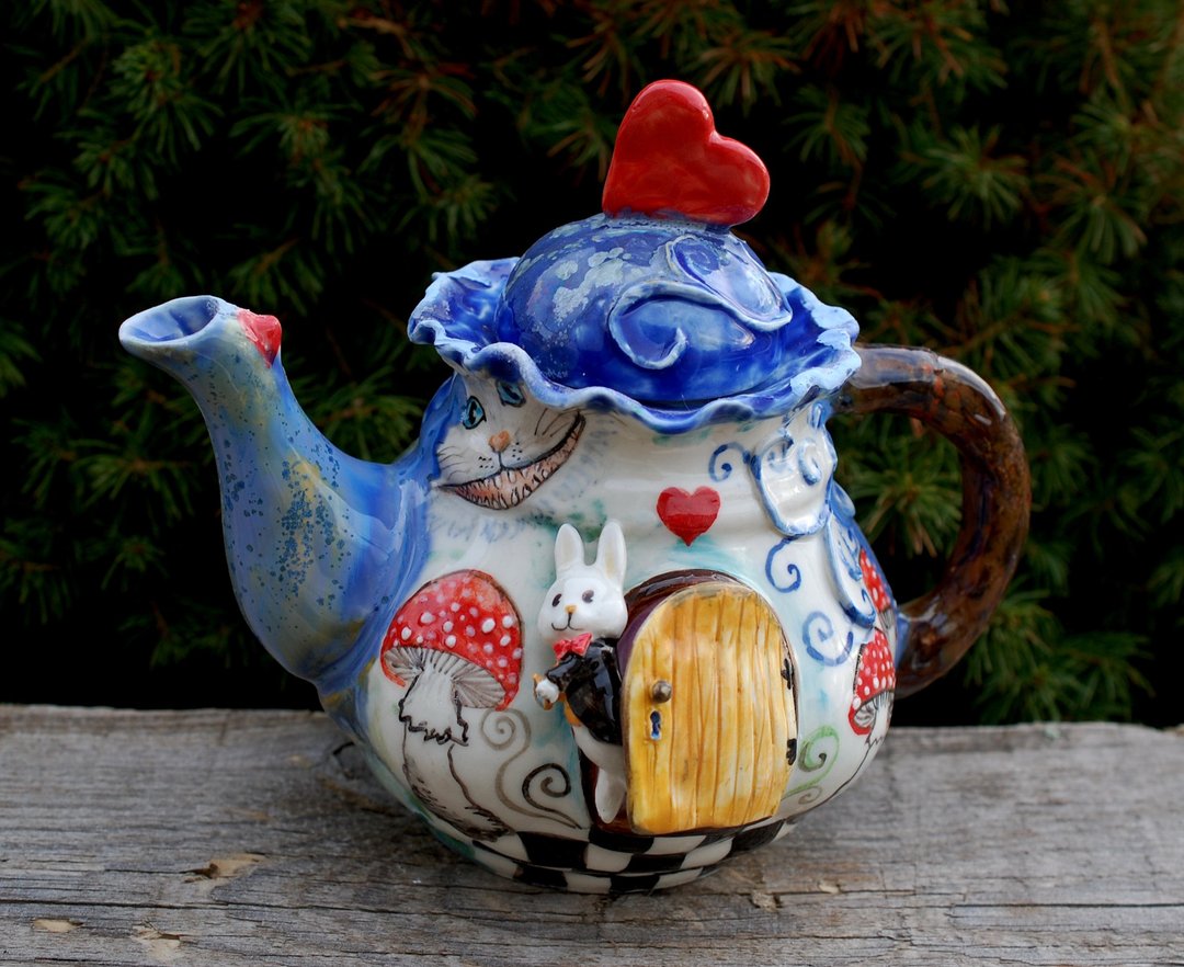 Wonderland Teapot Rabbit figurine Cheshire Cat Drink Me Mushroom figurine Art - 茶具/茶杯 - 瓷 多色