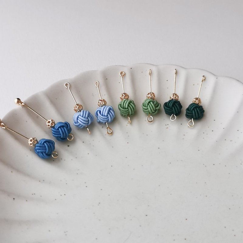 【Veverka】小团子-蓝绿色系 水引耳环 玉结び 编织 水引 - 耳环/耳夹 - 纸 多色
