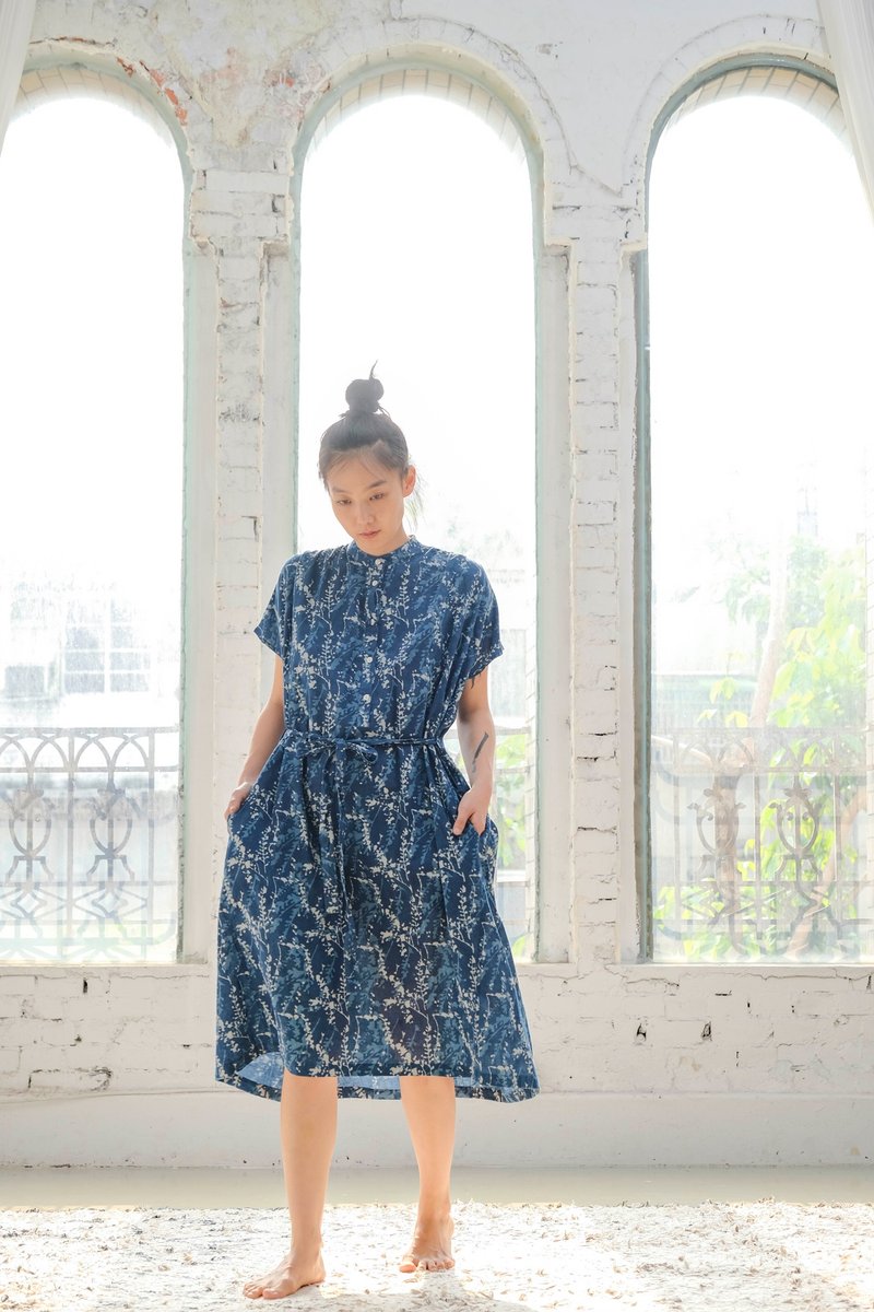 圆形洋装 鼠麴草 - 洋装/连衣裙 - 棉．麻 蓝色