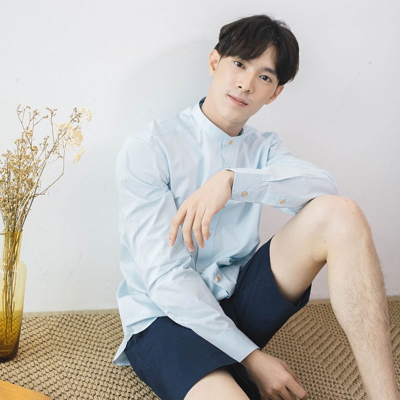 (无 S) 船型 // 浅蓝色 // 男士直筒版型 - 男装衬衫 - 棉．麻 蓝色