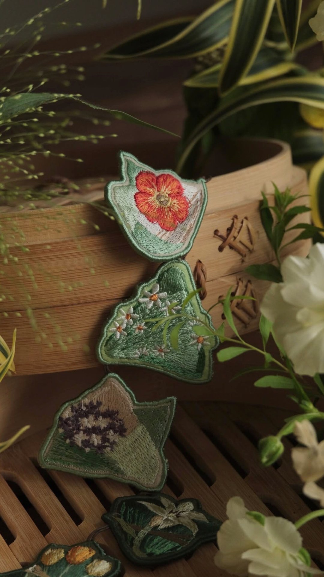绣愿花粽 - 干燥花/捧花 - 绣线 白色