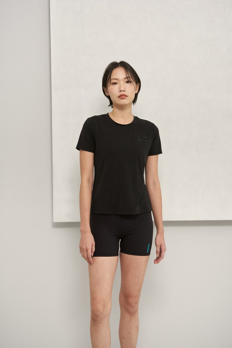 NUVA 柔肤机能长版短袖 - 女装运动衣 - 尼龙 