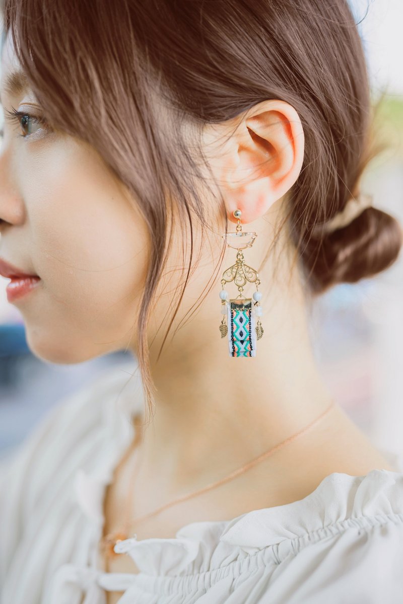 叶片垂坠民族风耳环 几何刺绣织带手作款 - 耳环/耳夹 - 绣线 绿色