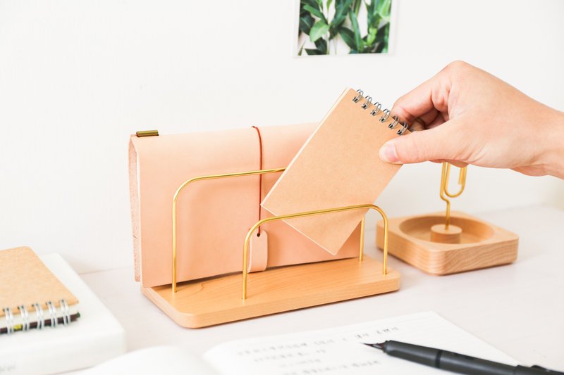 【Jeantopia】知音选品 实木堆叠文具收纳 黄铜文件架S | 1534819 - 文件夹/资料夹 - 木头 