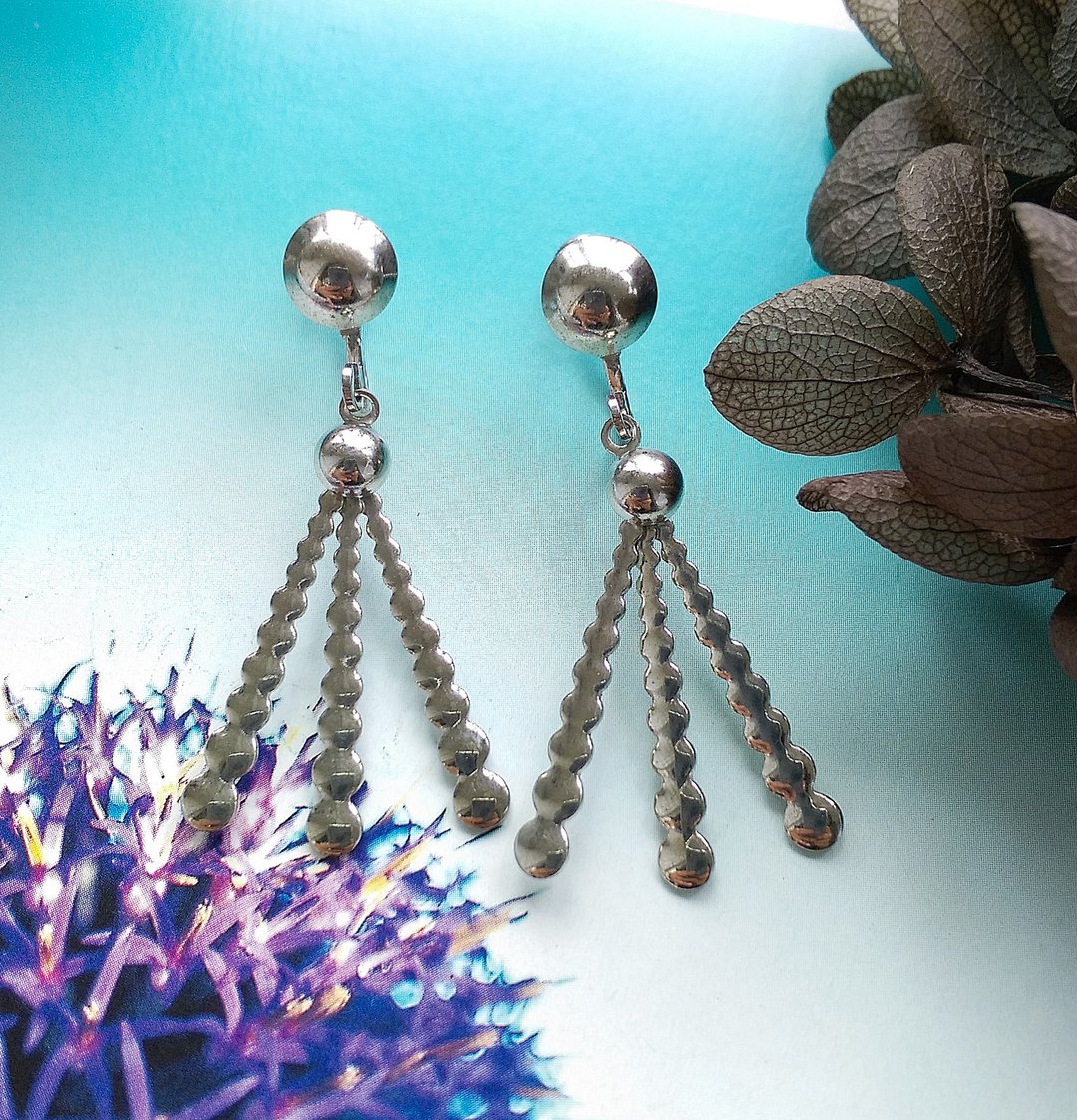 Vintage Jewelry 西洋古董饰品 DELMA 银色调 摩登垂坠 栓式耳环 - 耳环/耳夹 - 其他金属 金色