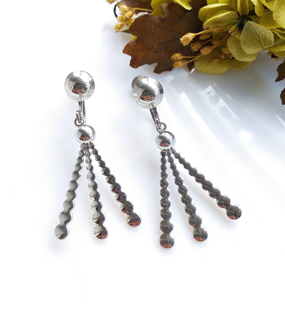 Vintage Jewelry 西洋古董饰品 DELMA 银色调 摩登垂坠 栓式耳环 - 耳环/耳夹 - 其他金属 金色