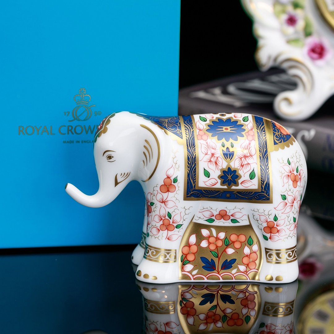 英国制Royal Crown Derby 2013吉祥如意璀璨象骨瓷伊万里纸镇装饰 - 摆饰 - 瓷 