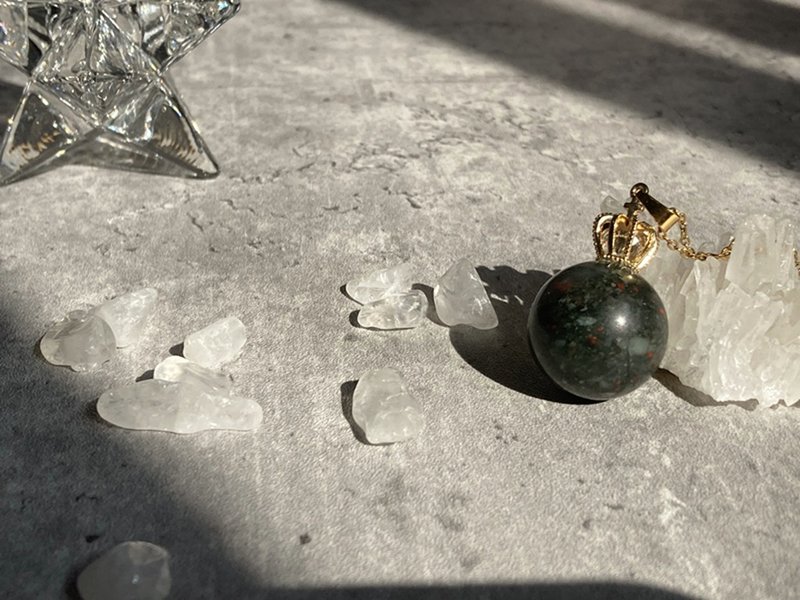 【苍龙之冠。项链】龙血石水晶球、2CM风水球、非洲血石|锁骨链 - 锁骨链 - 其他材质 绿色