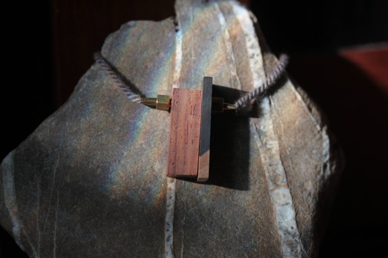 黄铜木项链 - 项链 - 木头 黑色