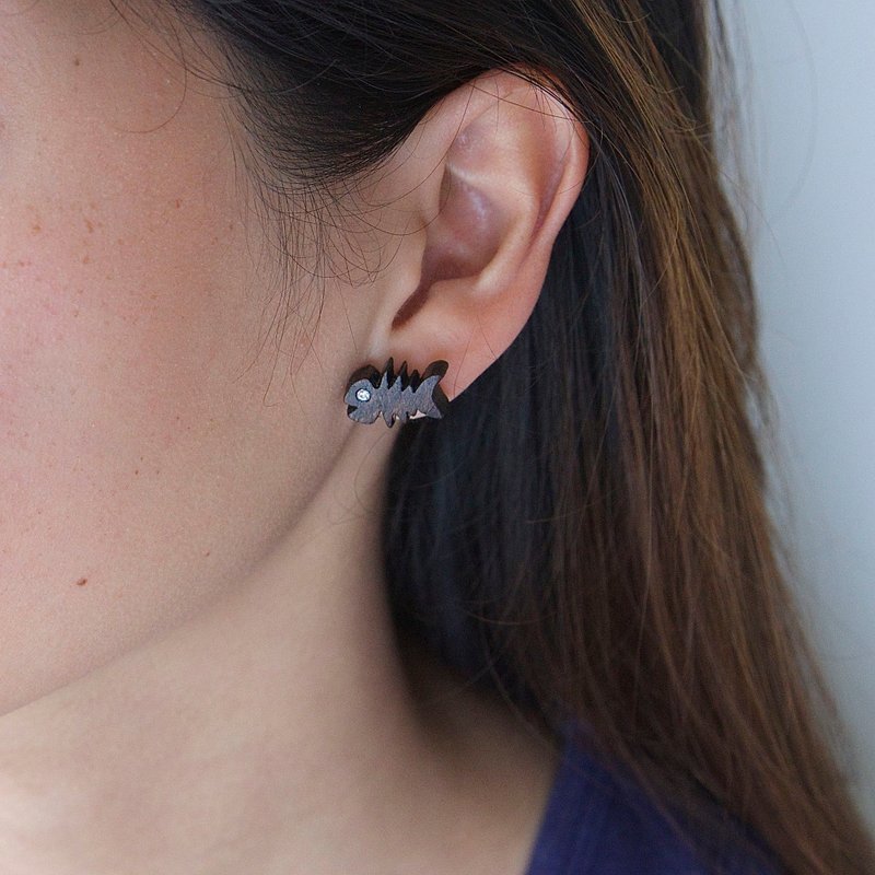 鱼骨  原木手工耳环 纯银耳针 单个 礼物订制 - 耳环/耳夹 - 木头 咖啡色