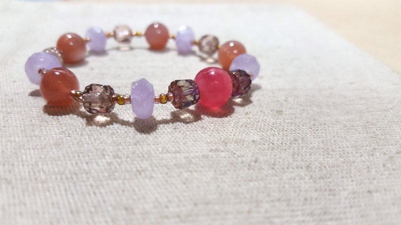 crystal in dearsharka || dotdot．紫罗兰紫水晶 x 橘月光石 x 蓝晶石 x 红纹石 - 手链/手环 - 宝石 橘色