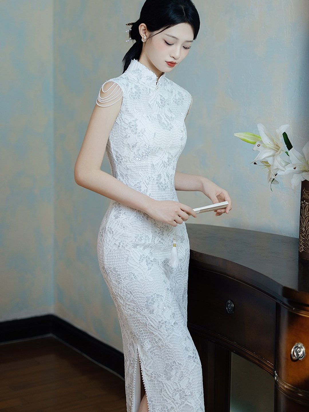 白色 訂婚領證復古夏款輕婚紗 氣質蕾絲無袖旗袍洋裝 - 旗袍 - 聚酯纤维 白色