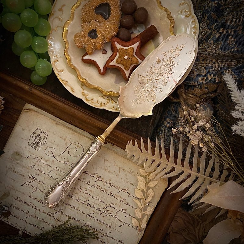 19世纪末 德意志帝国 800纯银×镀金蛋糕铲 附原装柏林精品盒 - 餐刀/叉/匙组合 - 纯银 银色