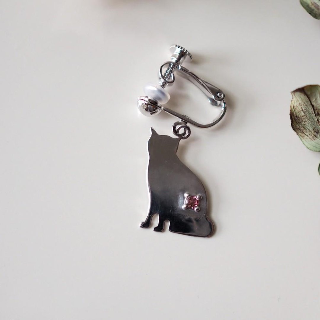 One-eared cat silhouette earrings (cat sitting sideways) Tanzanite, pink tourmaline, aquamarine - 耳环/耳夹 - 宝石 