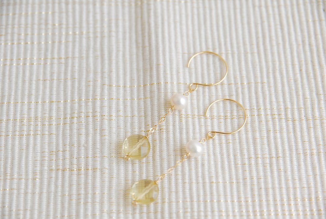 Lemon quartz and pearl spring earrings 14kgf - 耳环/耳夹 - 水晶 黄色