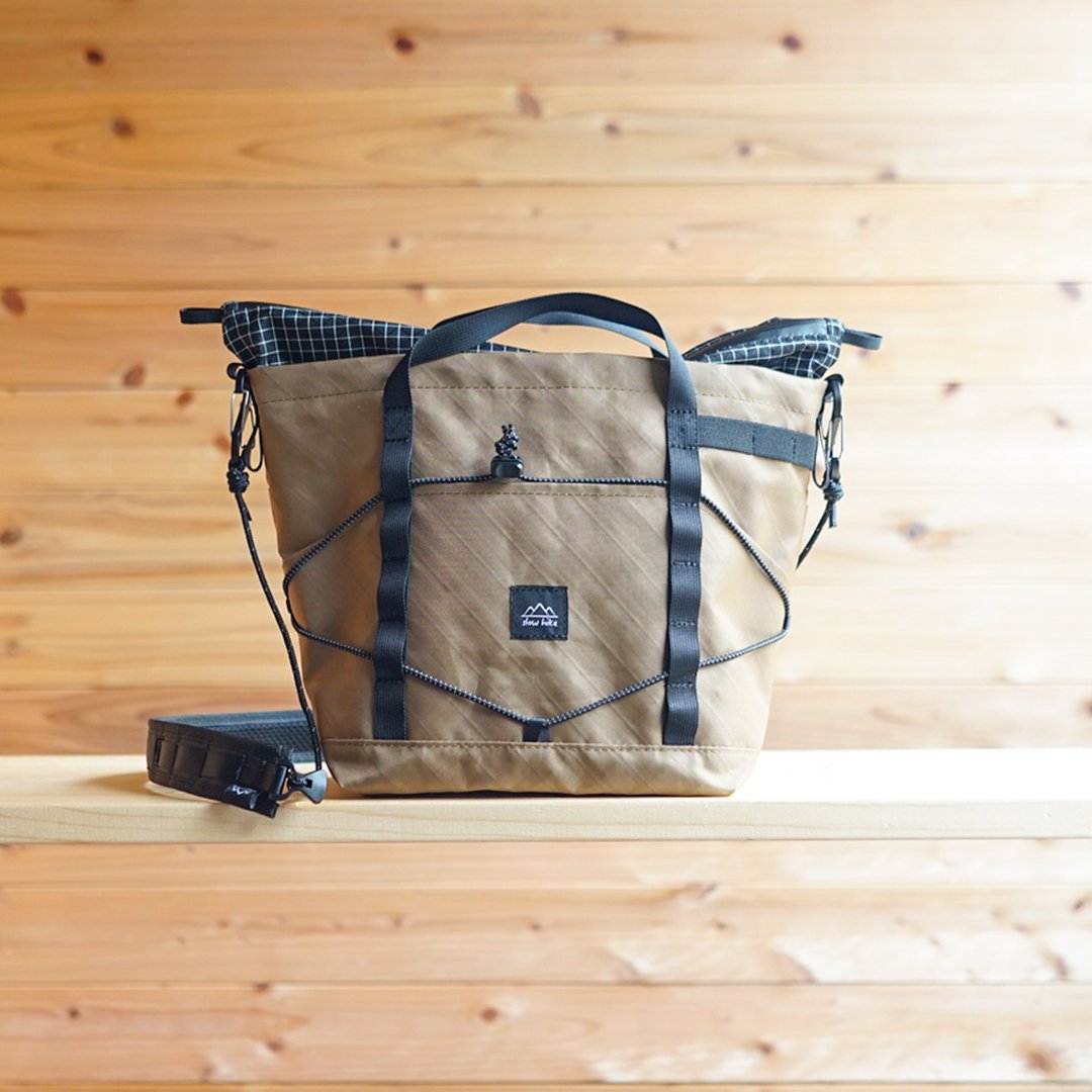ECOPAK Coyote [Hiker Sacoche M] / 登山、健行、健行、露营、节庆、户外活动、单肩包、防水、超轻 - 侧背包/斜挎包 - 环保材料 咖啡色