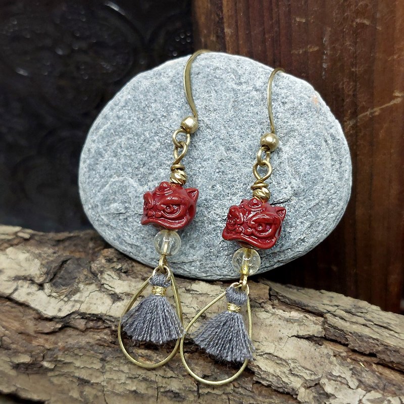 醒狮平安福耳饰 | 朱砂 | 黄水晶 | - 耳环/耳夹 - 水晶 