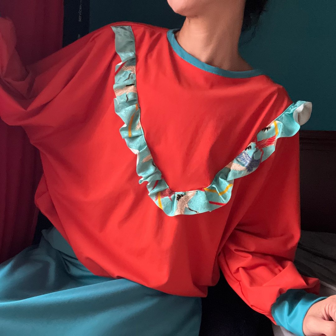 灵动如金鱼 鲜艳色彩弹力褶皱和风时髦上衣 - 女装上衣 - 尼龙 红色