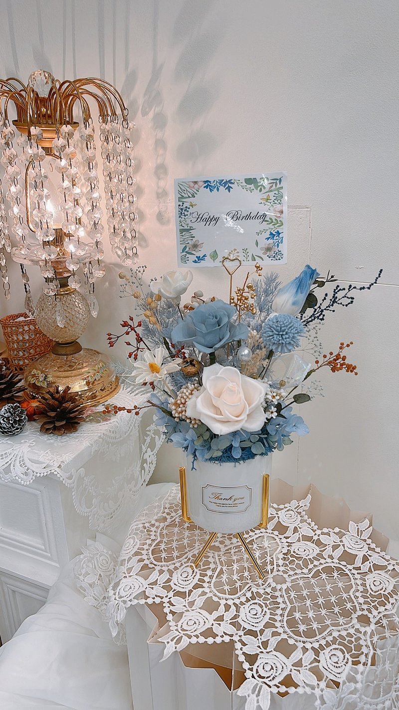 金色高脚莫兰色永生花 - 干燥花/捧花 - 植物．花 蓝色